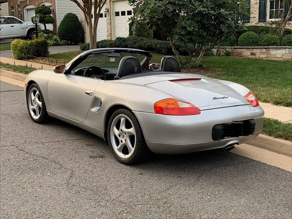 2001 Porsche 986 Boxster - Image 5 of 10