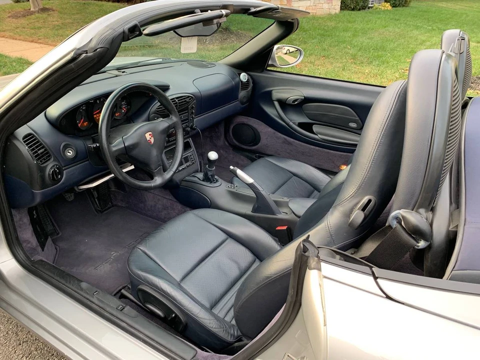2001 Porsche 986 Boxster - Image 7 of 10
