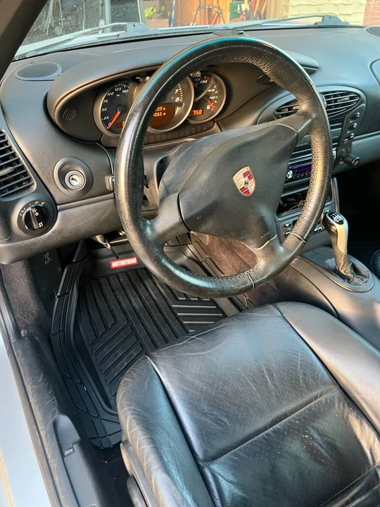 2002 Porsche 986 Boxster - Image 5 of 6