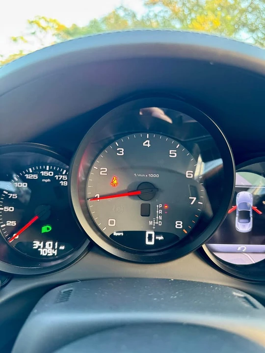 2019 Porsche 718 Boxster S - Image 3 of 10