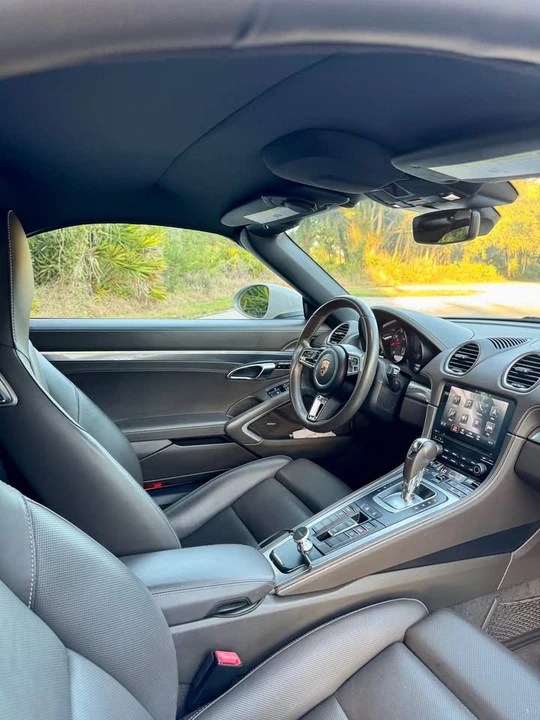 2019 Porsche 718 Boxster S - Image 6 of 10