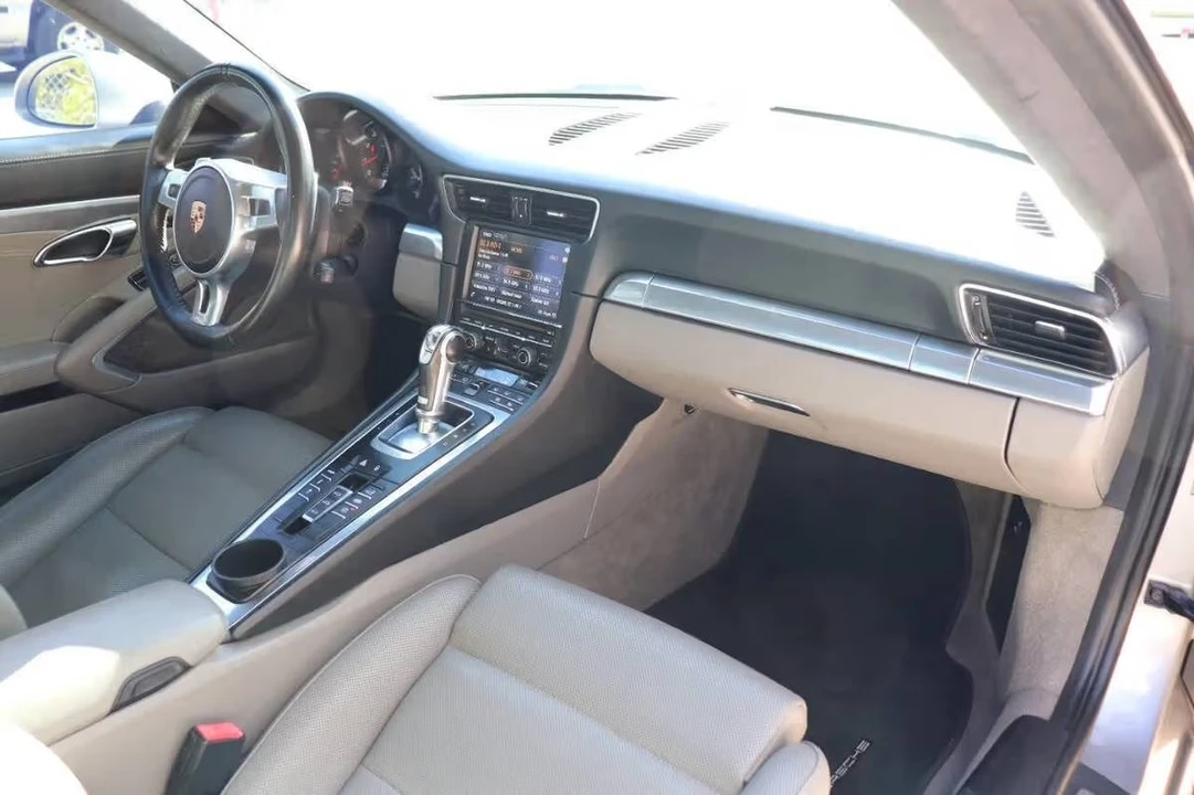 2013 Porsche 991 Carrera - Image 8 of 15