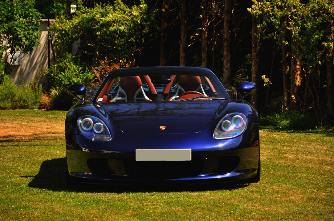 Porsche Carrera GT - Image 4 of 31