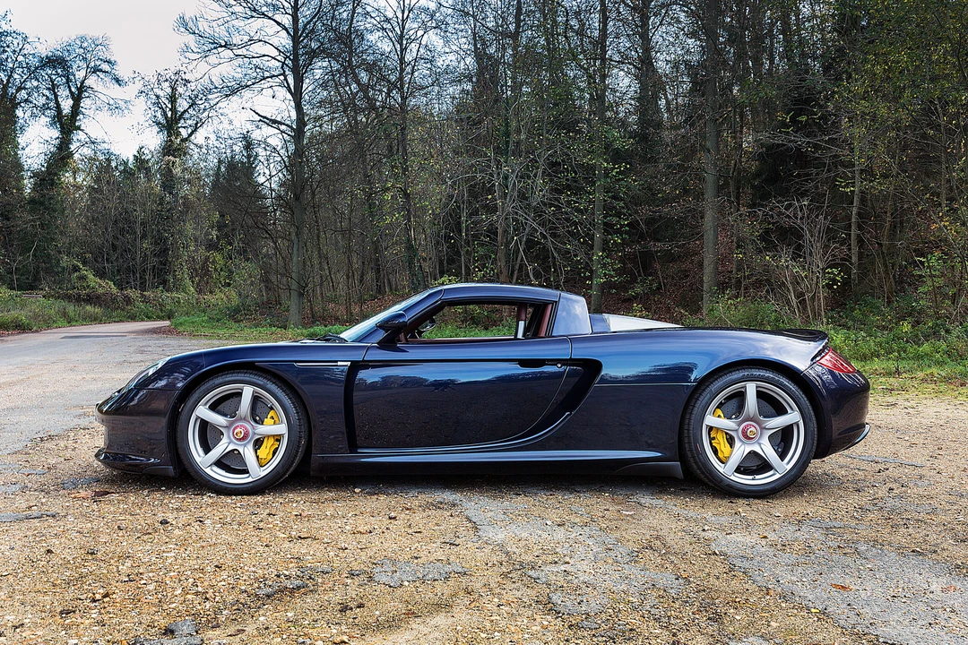Porsche Carrera GT - Image 10 of 31