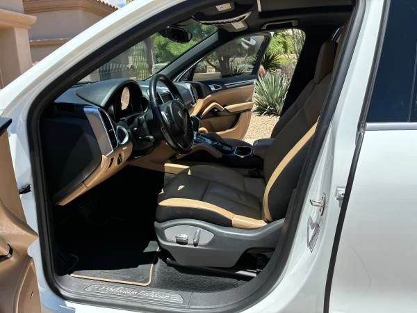 2014 Porsche 958 Cayenne - Image 7 of 9