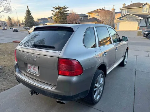2004 Porsche Cayenne