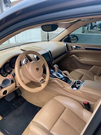 2011 Porsche 958 Cayenne - Image 6 of 7