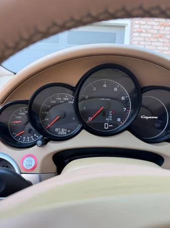 2013 Porsche 958 Cayenne - Image 9 of 11