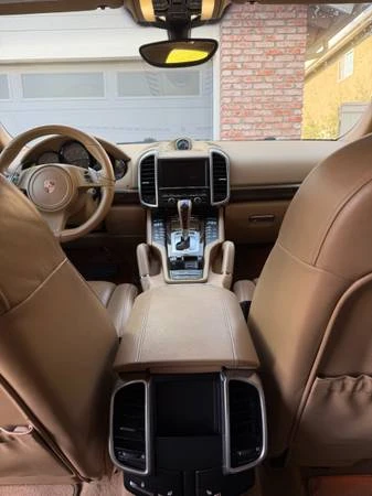 2013 Porsche 958 Cayenne - Image 10 of 11