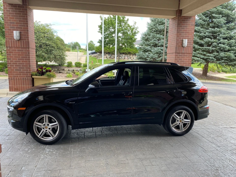 2015 Porsche 958 Cayenne Diesel - Image 14 of 14