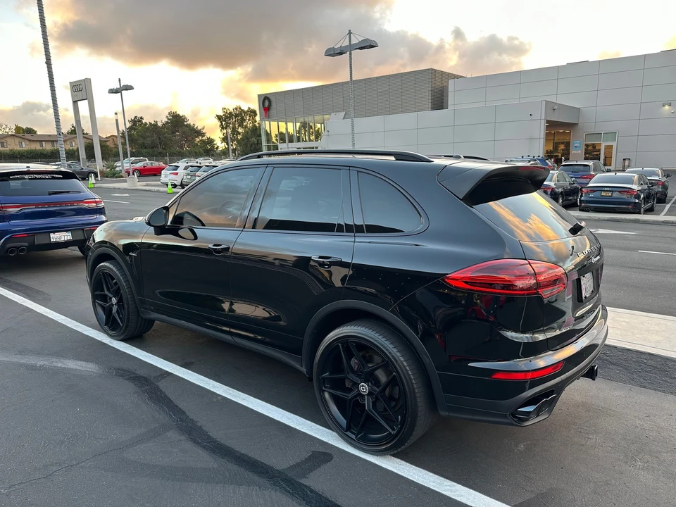 2015 Porsche 958 Cayenne Diesel - Image 3 of 14