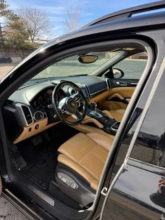 2016 Porsche 958 Cayenne - Image 13 of 14
