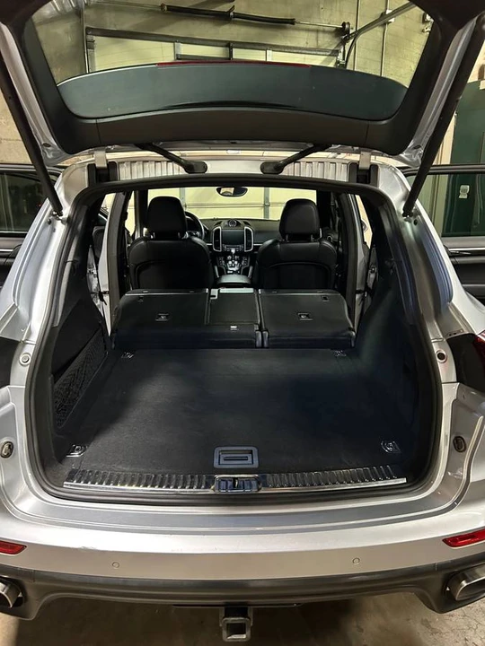 2017 Porsche 958 Cayenne - Image 13 of 24