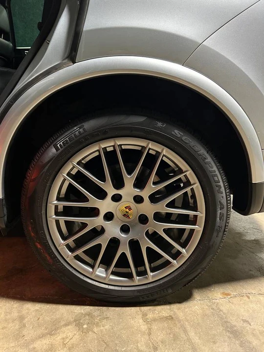 2017 Porsche 958 Cayenne - Image 7 of 24