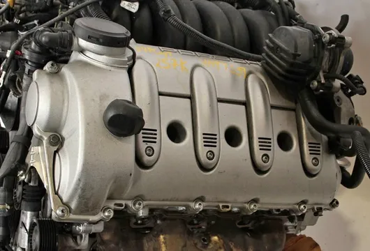Porsche Cayenne 4.5L Engine
