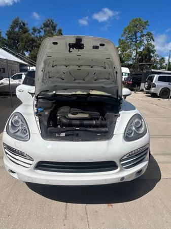 2013 Porsche 958 Cayenne - Image 11 of 15