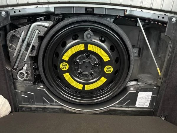 2010 Porsche 955/957 Cayenne - Image 14 of 15
