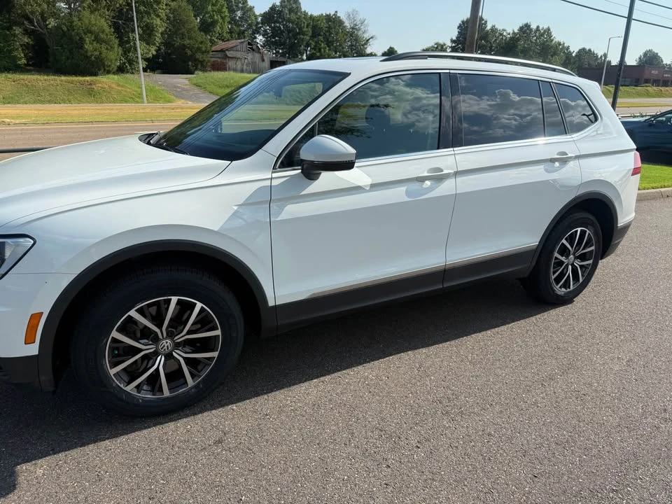 Porsche Cayenne - Image 5 of 9