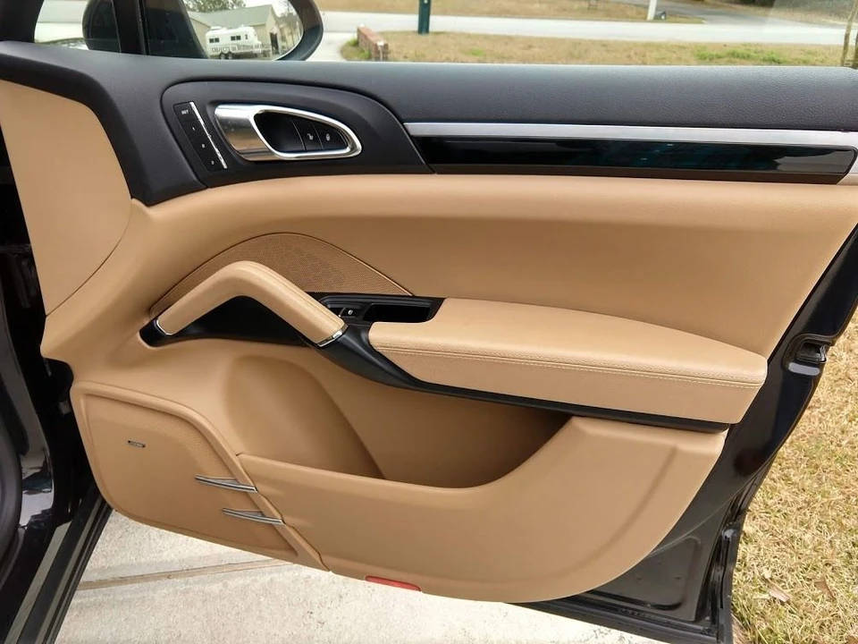 2014 Porsche 958 Cayenne Diesel - Image 8 of 13