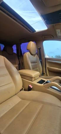 2010 Porsche 958 Cayenne - Image 8 of 10