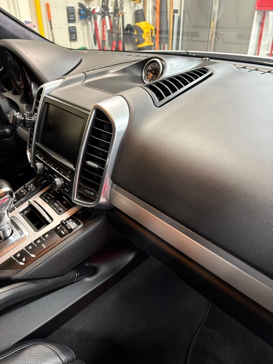 2013 Porsche 958 Cayenne GTS - Image 28 of 31