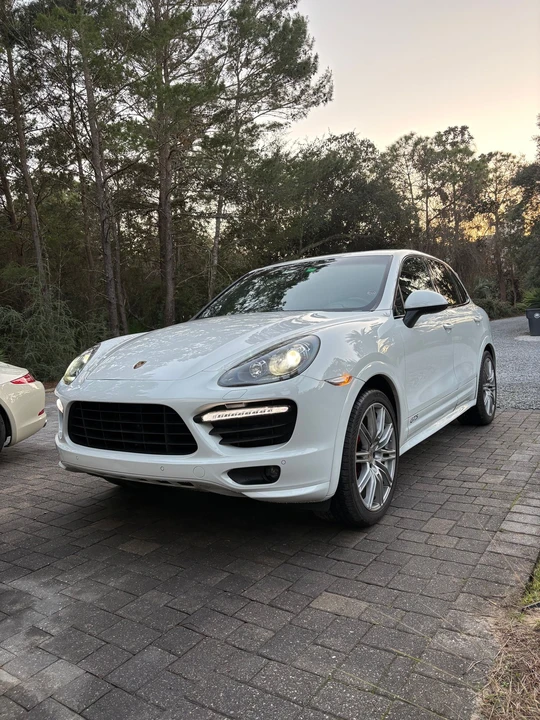 2013 Porsche 958 Cayenne GTS - Image 10 of 31