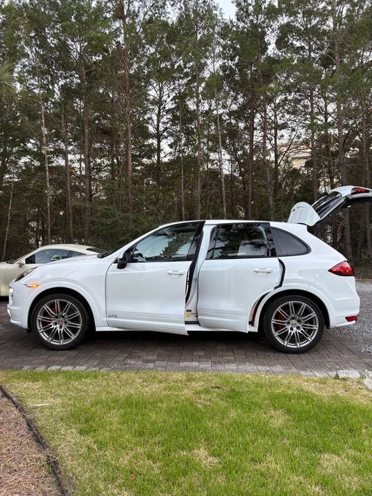2013 Porsche 958 Cayenne GTS - Image 6 of 31