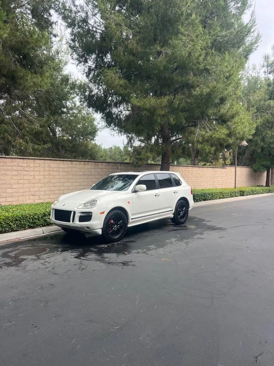 2008 Porsche 955/957 Cayenne GTS - Image 2 of 3
