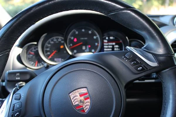 2014 Porsche 958 Cayenne - Image 16 of 16