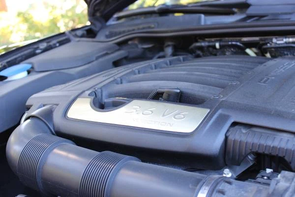 2014 Porsche 958 Cayenne - Image 12 of 16