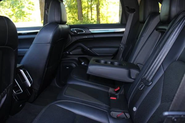 2014 Porsche 958 Cayenne - Image 8 of 16