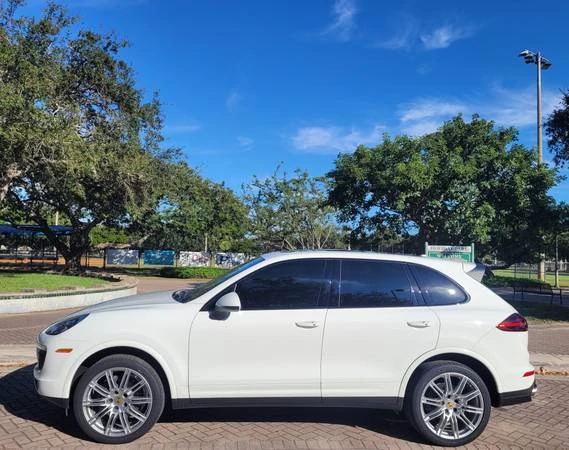 2017 Porsche 958 Cayenne - Image 3 of 21