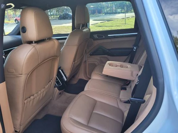 2017 Porsche 958 Cayenne - Image 15 of 21