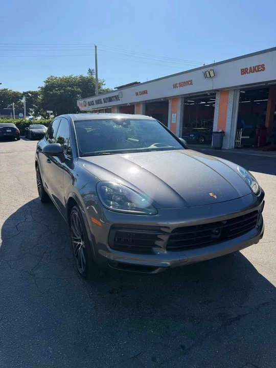 2019 Porsche 9Y0/9Y3 Cayenne S - Image 2 of 8