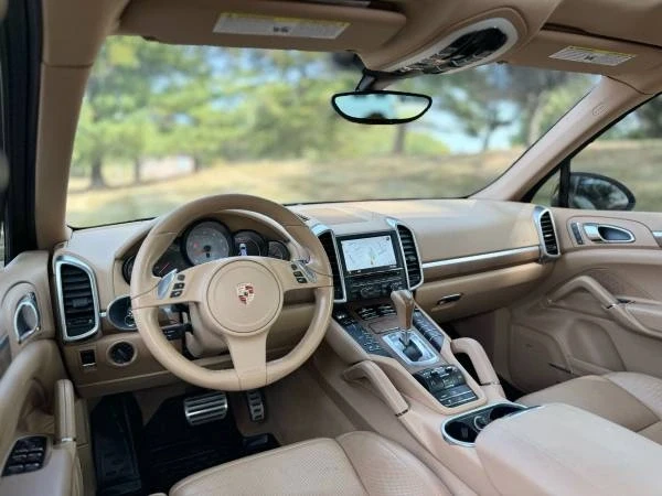 2011 Porsche 958 Cayenne S - Image 6 of 21