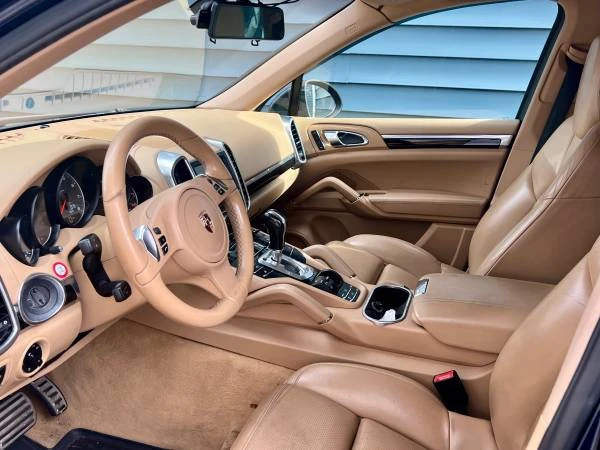 2011 Porsche 958 Cayenne S - Image 11 of 14