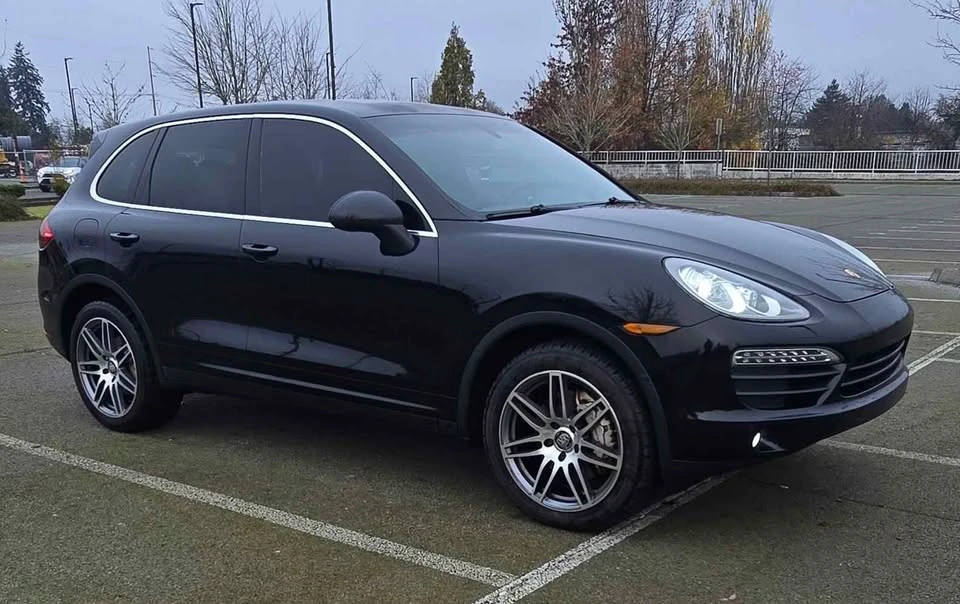 2011 Porsche 958 Cayenne S - Image 3 of 10