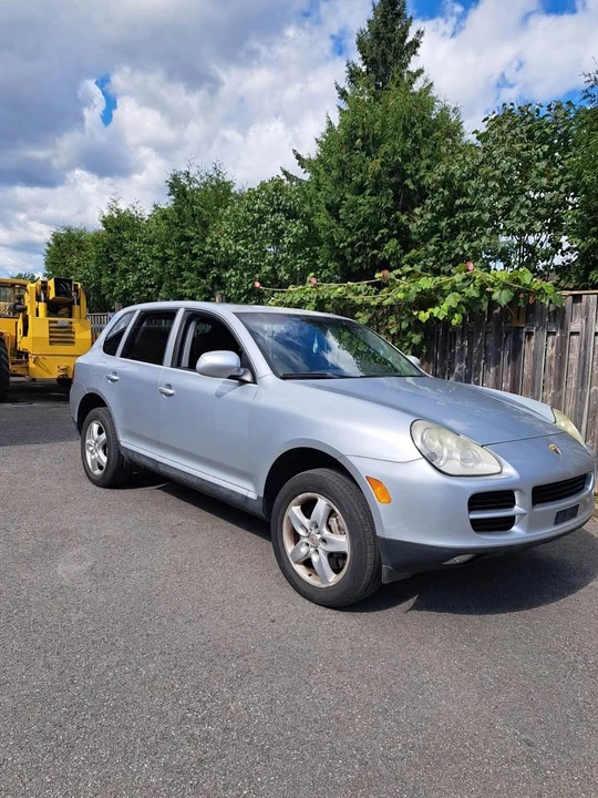 2004 Porsche 955/957 Cayenne S - Image 2 of 5