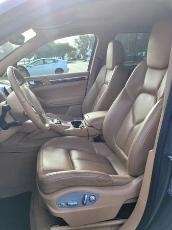 2013 Porsche 958 Cayenne S - Image 13 of 19