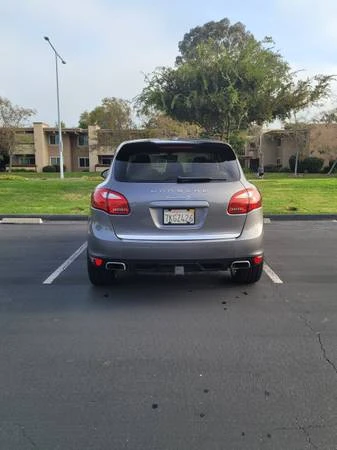 2013 Porsche 958 Cayenne S - Image 5 of 19