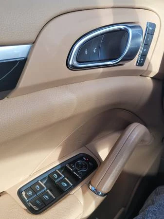 2013 Porsche 958 Cayenne S - Image 15 of 19