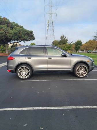 2013 Porsche 958 Cayenne S - Image 4 of 19