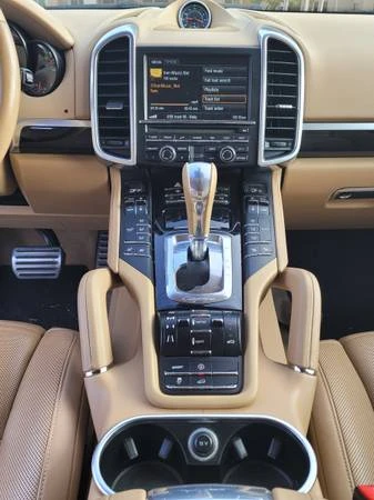 2013 Porsche 958 Cayenne S - Image 6 of 19