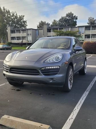 2013 Porsche 958 Cayenne S - Image 2 of 19