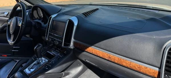 2012 Porsche 958 Cayenne S - Image 13 of 15