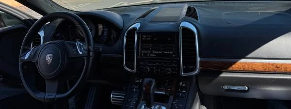 2012 Porsche 958 Cayenne S - Image 12 of 15
