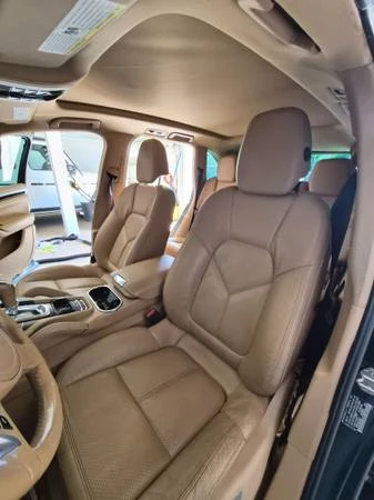 2012 Porsche 958 Cayenne S - Image 17 of 18