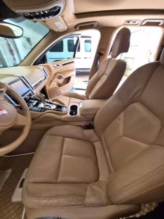 2012 Porsche 958 Cayenne S - Image 17 of 18