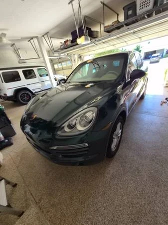 2012 Porsche 958 Cayenne S - Image 2 of 18
