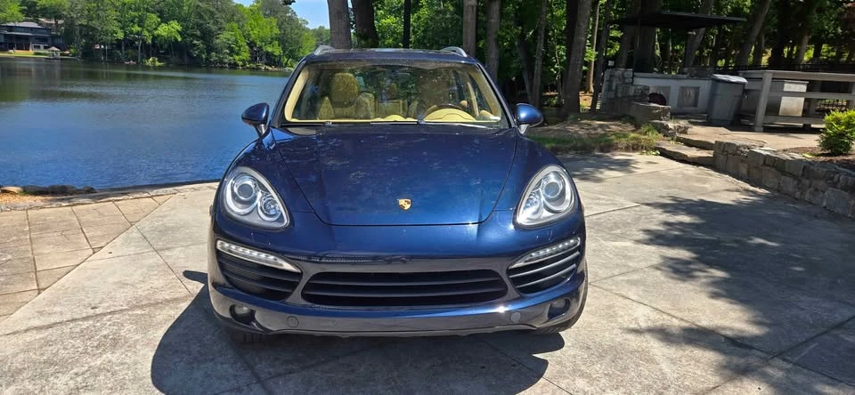 2013 Porsche 958 Cayenne S - Image 2 of 9